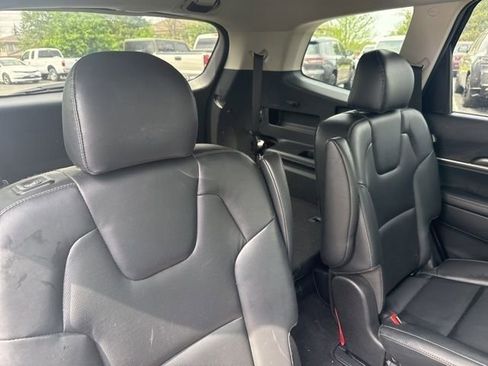 Used 2023 Kia Telluride S w/ S Sunroof Package image 13