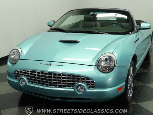 Used 2002 Ford Thunderbird RWD image 17