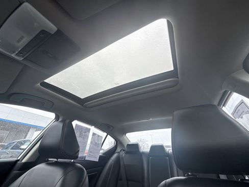 Used 2022 Nissan Altima 2.5 SR w/ Midnight Edition Package image 17