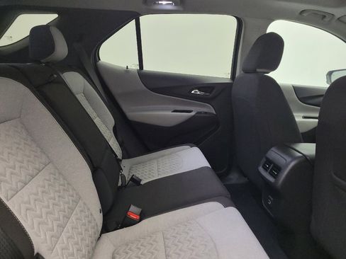 Used 2022 Chevrolet Equinox LT FWD image 19