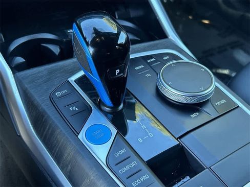 Used 2023 BMW i4 eDrive35 image 26