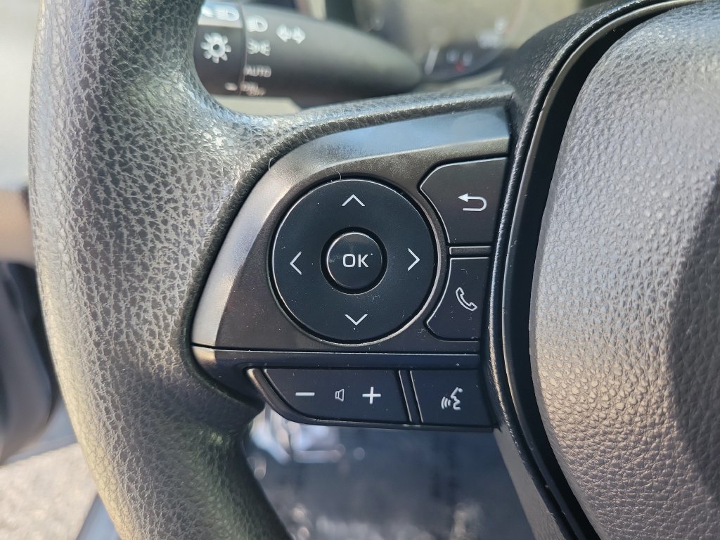 Used 2023 Toyota Corolla LE FWD image 16