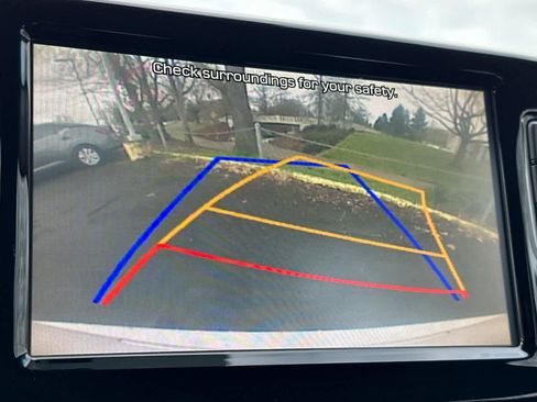 Used 2018 Hyundai Elantra GT image 19