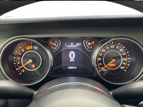 Used 2022 Jeep Wrangler Sport AWD/4WD image 37