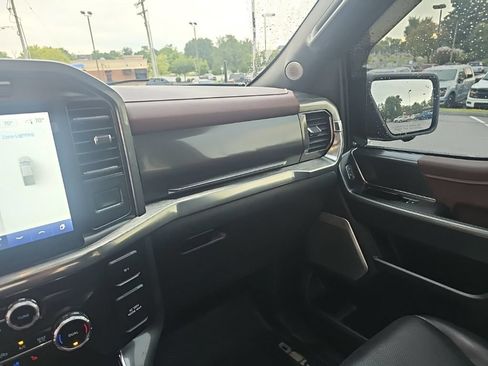 Used 2022 Ford F150 Lariat w/ Equipment Group 502A High AWD/4WD image 22