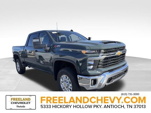 New 2026 Chevrolet Silverado 2500 LT image 1