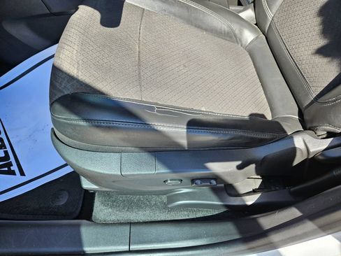 Used 2021 Buick Encore Preferred FWD image 22