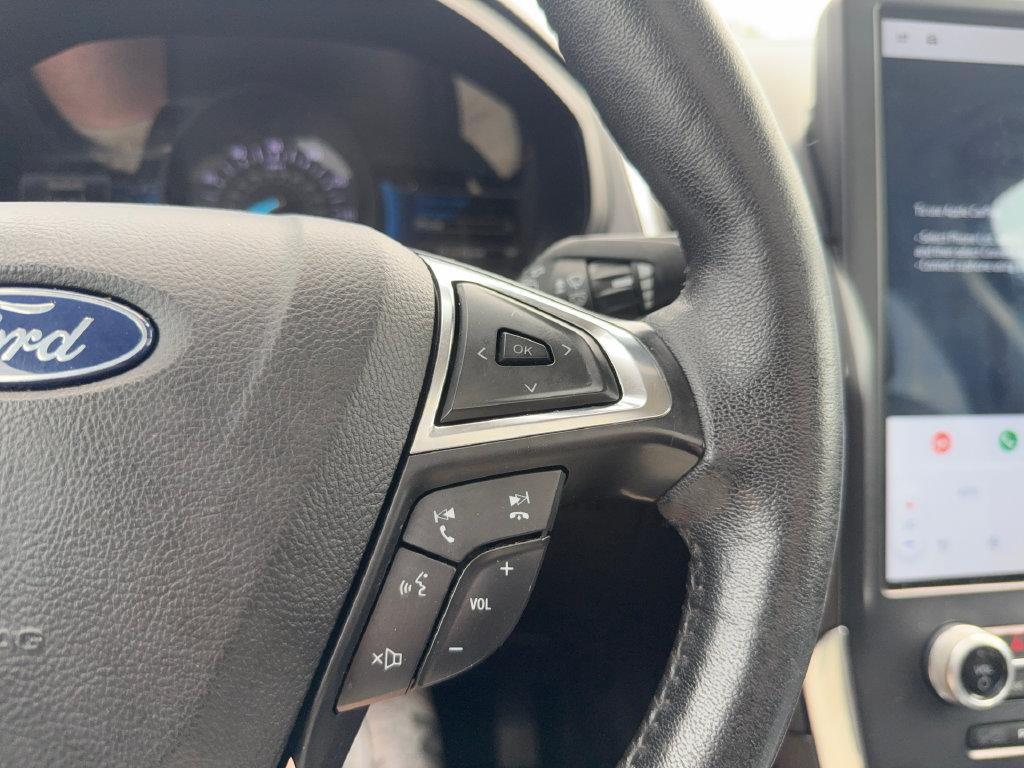 Used 2022 Ford Edge Titanium AWD/4WD image 18