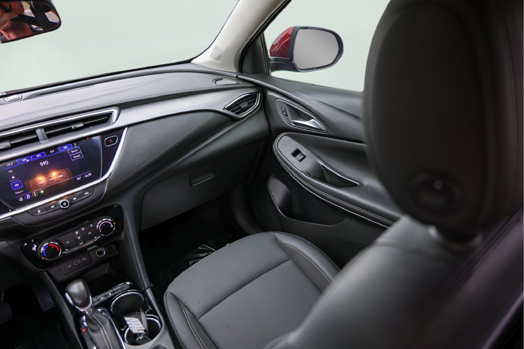 Used 2023 Buick Encore GX Preferred w/ Cold Weather Comfort Package FWD image 26