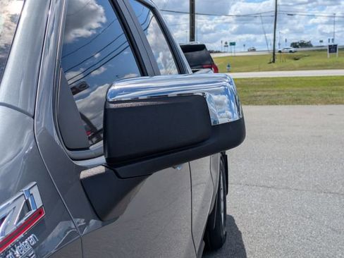 Used 2020 Chevrolet Silverado 1500 LT w/ All-Star Edition image 13