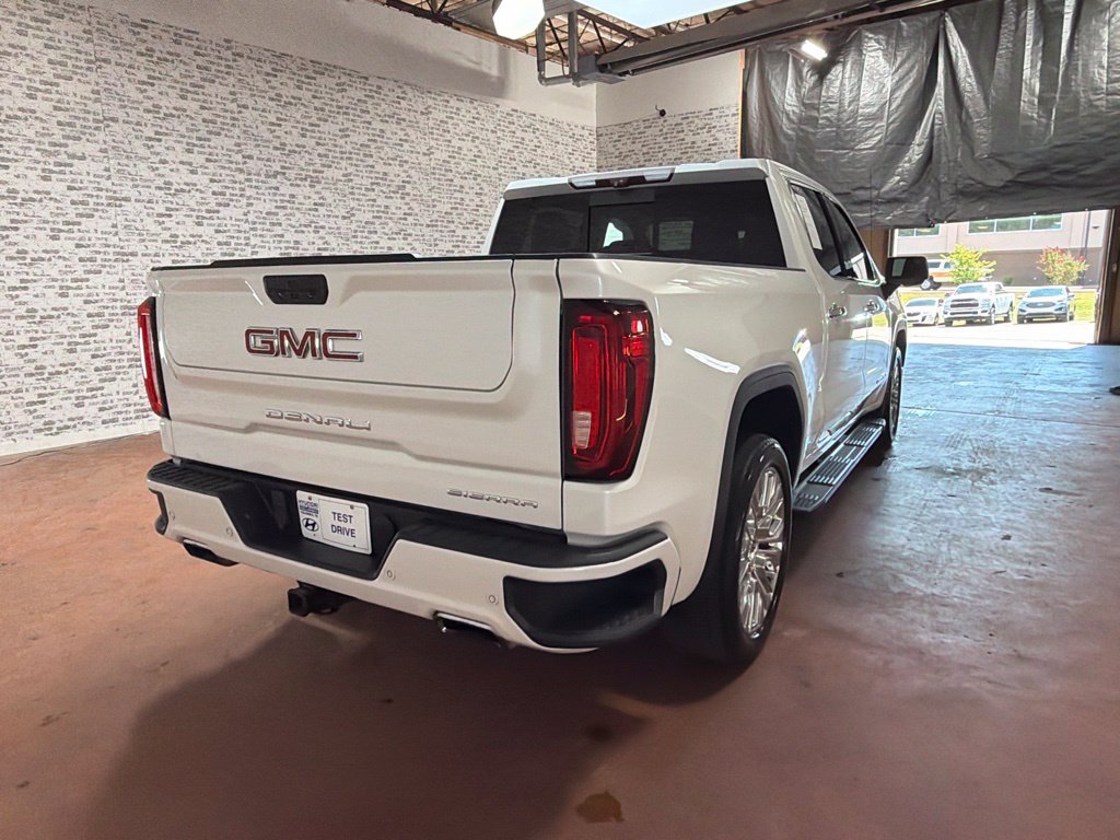 Used 2020 GMC Sierra 1500 Denali w/ Denali Premium Package AWD/4WD image 7