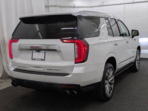 Used 2021 GMC Yukon Denali w/ Denali Premium Package image 2
