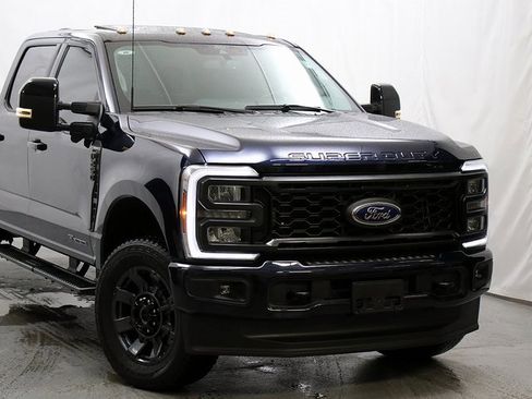 Used 2024 Ford F250 Lariat w/ Sport Appearance Package image 2