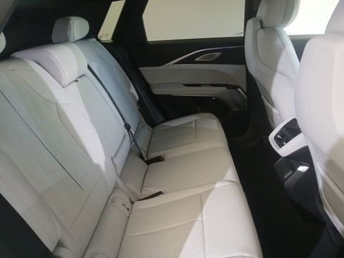 Certified 2024 Cadillac Lyriq Luxury AWD/4WD image 14