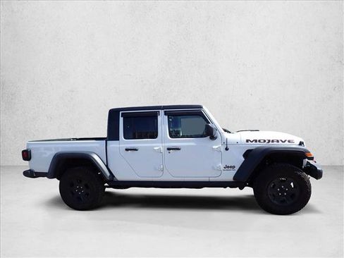 Used 2022 Jeep Gladiator Mojave w/ Cold Weather Group AWD/4WD image 8