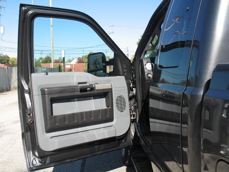 Used 2015 Ford F250 XLT w/ XLT Value Package AWD/4WD image 15