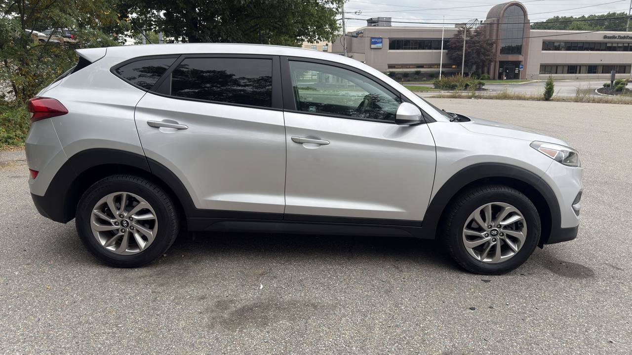Used 2018 Hyundai Tucson SE AWD/4WD image 4