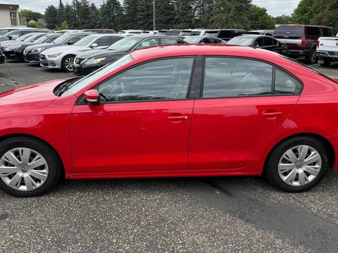 Used 2014 Volkswagen Jetta SE image 2