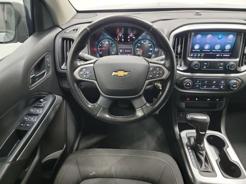 Used 2021 Chevrolet Colorado LT w/ LT Convenience Package image 16