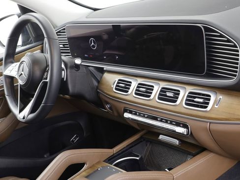 Used 2024 Mercedes-Benz GLE 350 4MATIC image 24