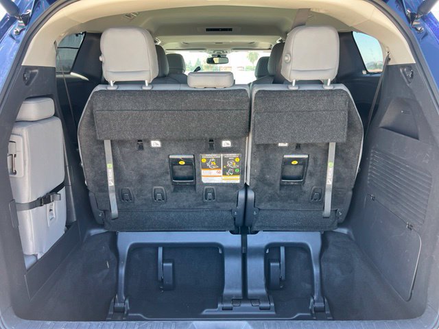 Certified 2026 Toyota Sienna XLE FWD image 49