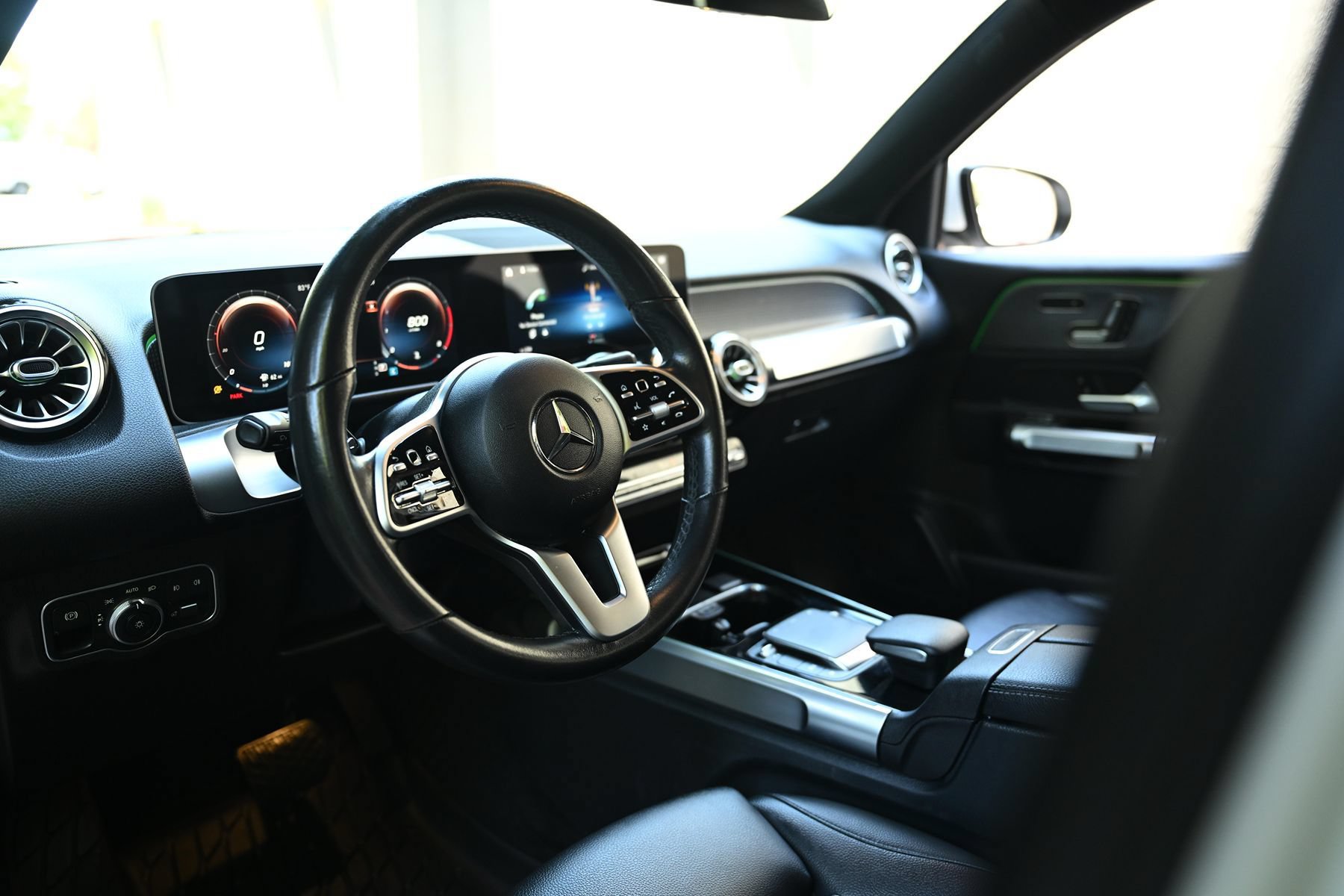 Used 2021 Mercedes-Benz GLB 250 4MATIC image 20