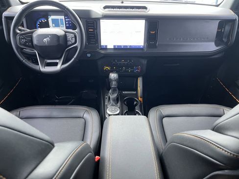 Certified 2024 Ford Bronco Badlands image 14