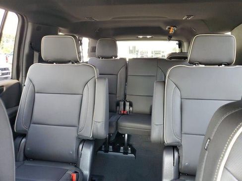 New 2026 GMC Yukon XL Elevation RWD image 9