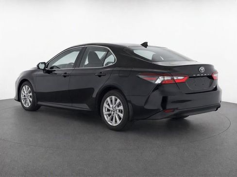 Used 2023 Toyota Camry LE FWD image 7