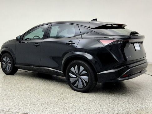 Used 2024 Nissan Ariya AWD image 7