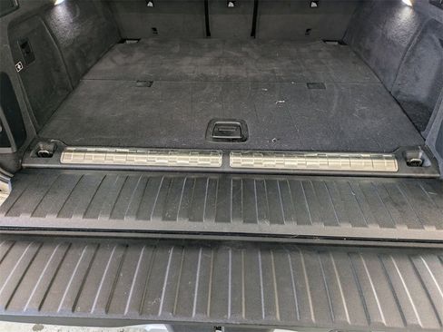 Used 2025 BMW X5 xDrive50e image 35