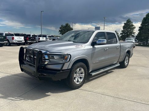Used 2020 RAM 1500 Laramie AWD/4WD image 3