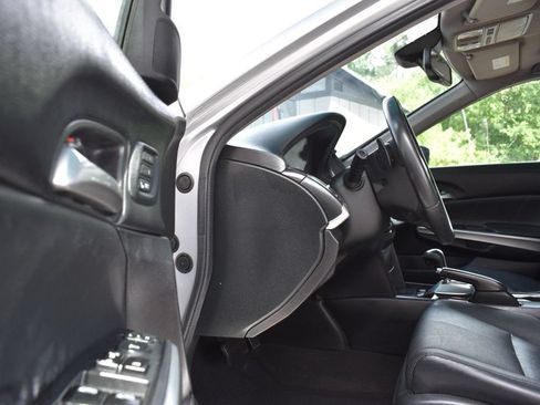 Used 2013 Honda Crosstour EX-L image 12