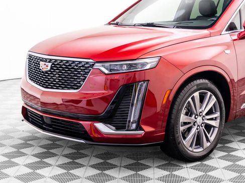 Used 2025 Cadillac XT6 Premium Luxury w/ Platinum Package AWD/4WD image 36