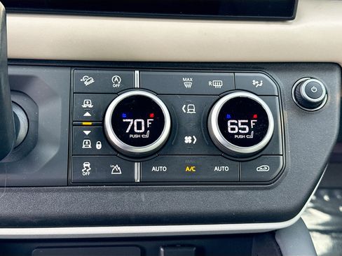 Used 2022 Land Rover Defender 110 XS Edition image 35