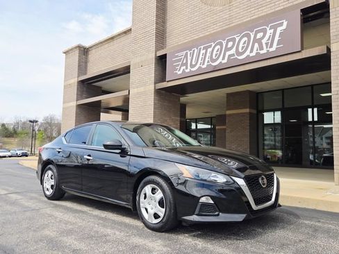 Used 2022 Nissan Altima 2.5 S FWD image 1