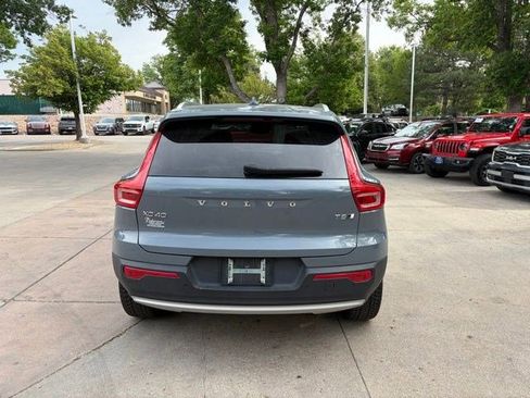 Used 2020 Volvo XC40 T5 Momentum w/ Protection Package Premier AWD/4WD image 4