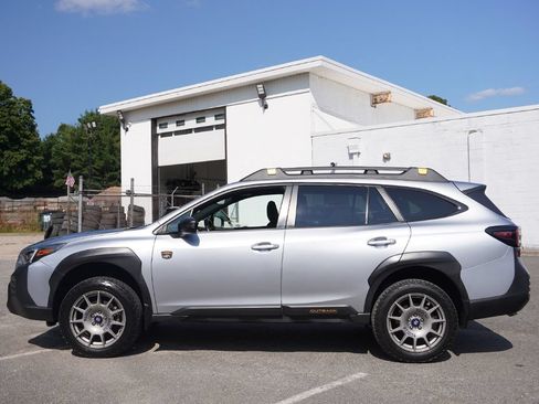 Used 2023 Subaru Outback Wilderness AWD/4WD image 19