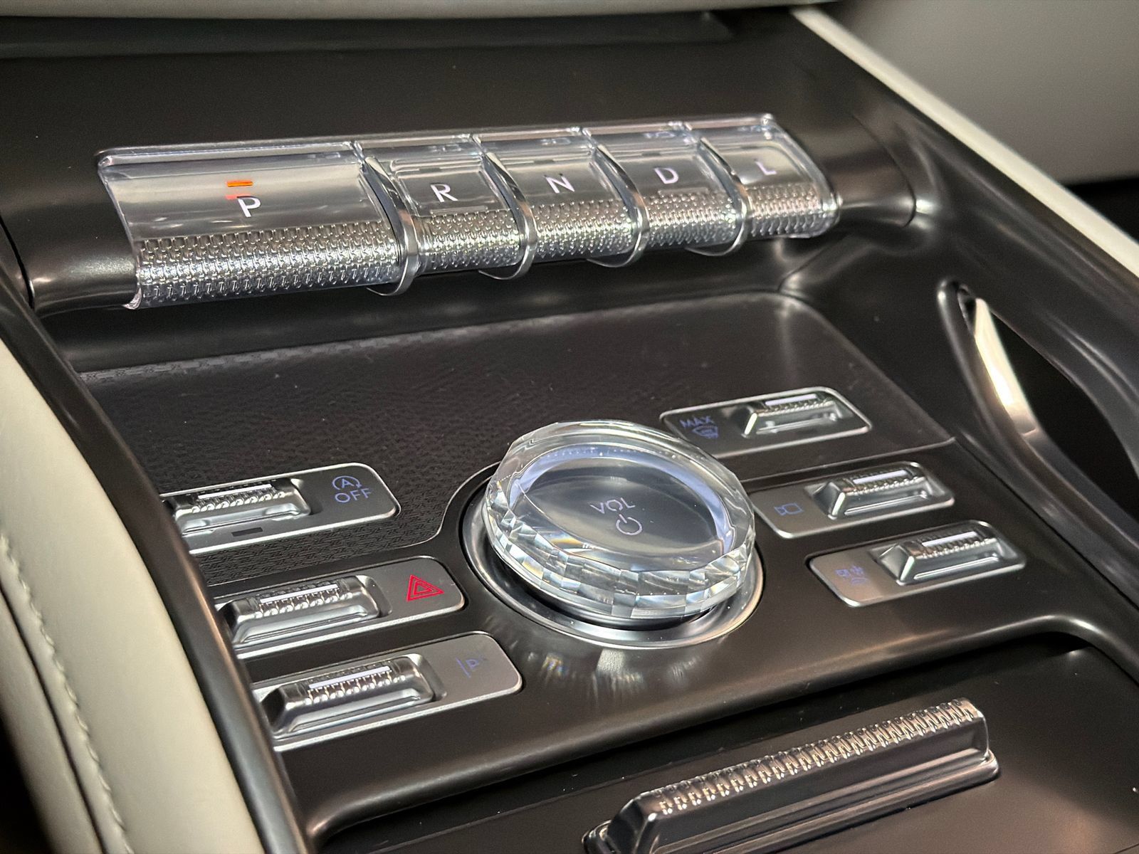 New 2026 Lincoln Nautilus Premier AWD/4WD image 29