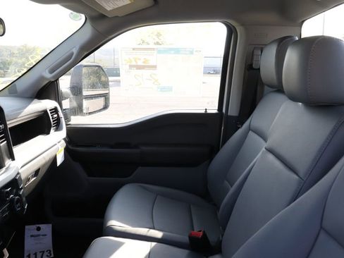 New 2025 Ford F550 4x4 Regular Cab Super Duty image 10