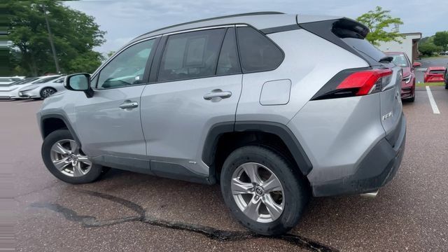 Used 2025 Toyota RAV4 XLE AWD/4WD image 4