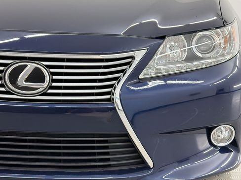 Used 2014 Lexus ES 350 w/ Premium Package FWD image 12