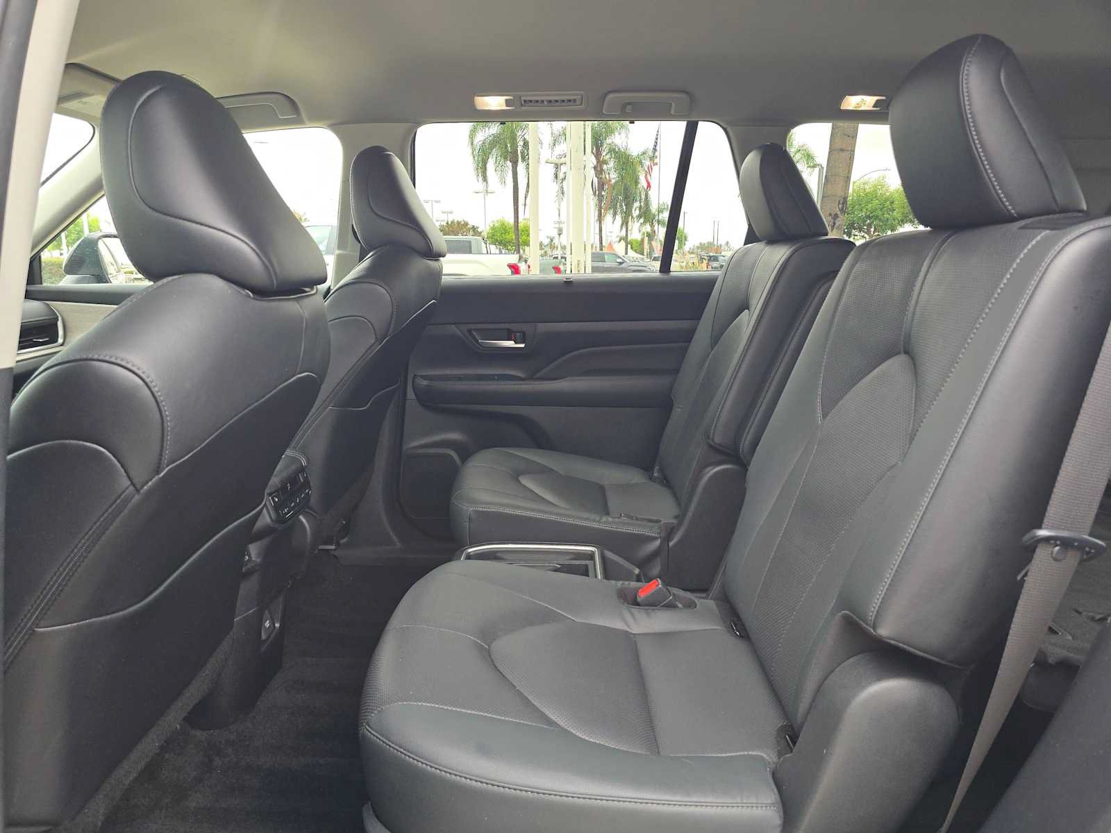 Certified 2024 Toyota Grand Highlander AWD image 18