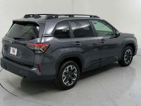 Used 2026 Subaru Forester Premium AWD/4WD image 10
