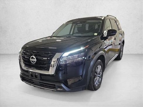 Used 2025 Nissan Pathfinder SV AWD/4WD image 1