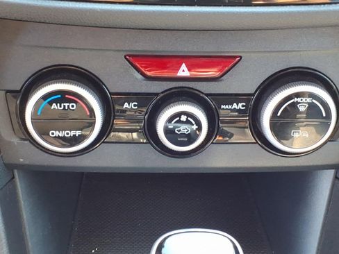 Used 2020 Subaru Crosstrek 2.0i Premium w/ Moonroof Package 2 image 8