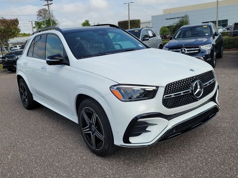 Used 2025 Mercedes-Benz GLE 350 4MATIC image 2