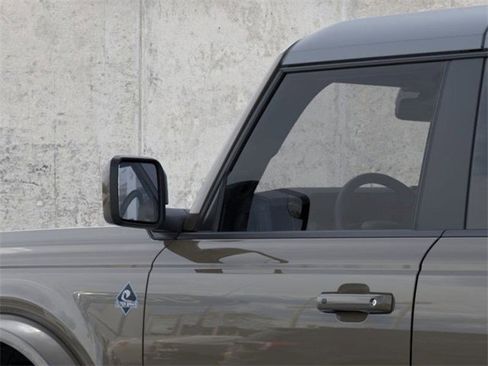 New 2025 Ford Bronco Outer Banks image 22