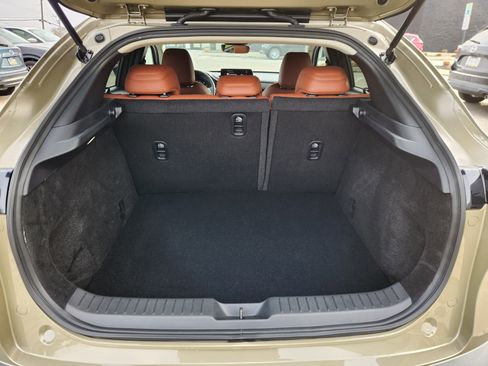 Certified 2025 MAZDA CX-30 Carbon image 19