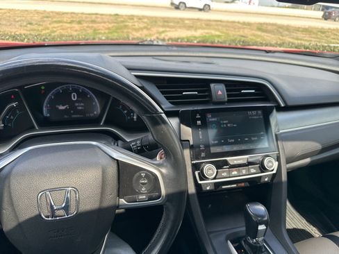 Used 2018 Honda Civic EX-L image 18
